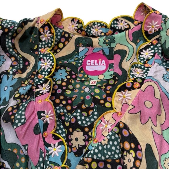 CeliaB Hortensia Mini Short Puff Sleeve Floral Belted Dress Sz XS - Picture 7 of 9